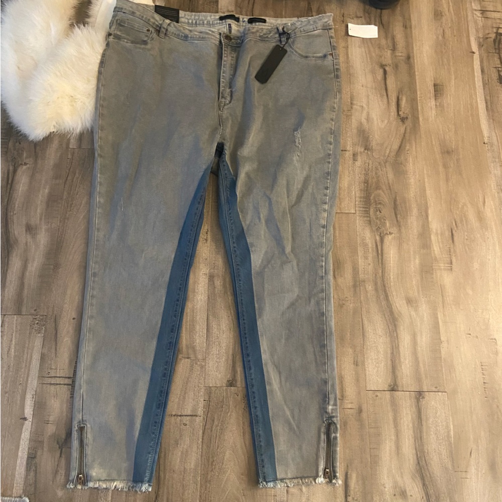 ⭐️ Two tone skinny jeans ⭐️